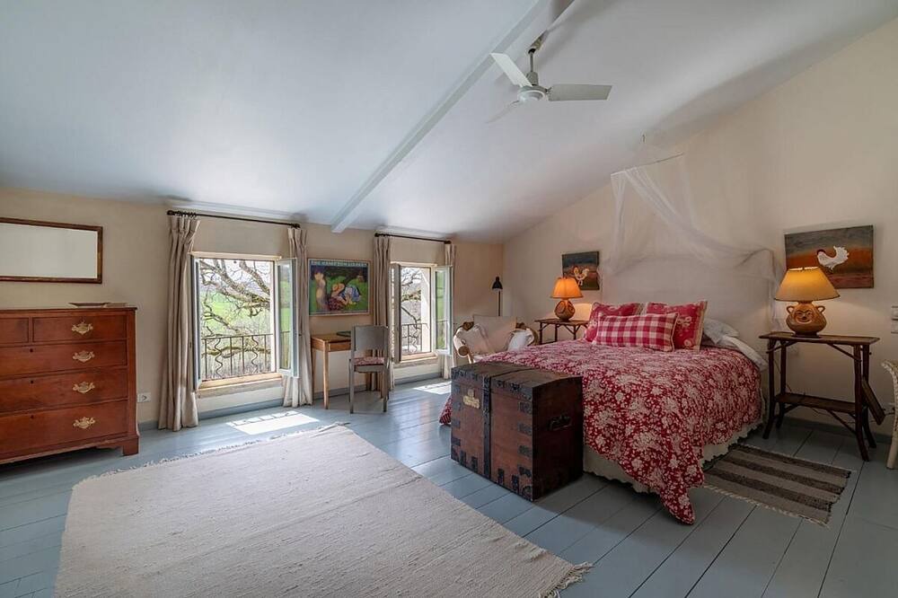 Photo of Bedroom in Montdurausse