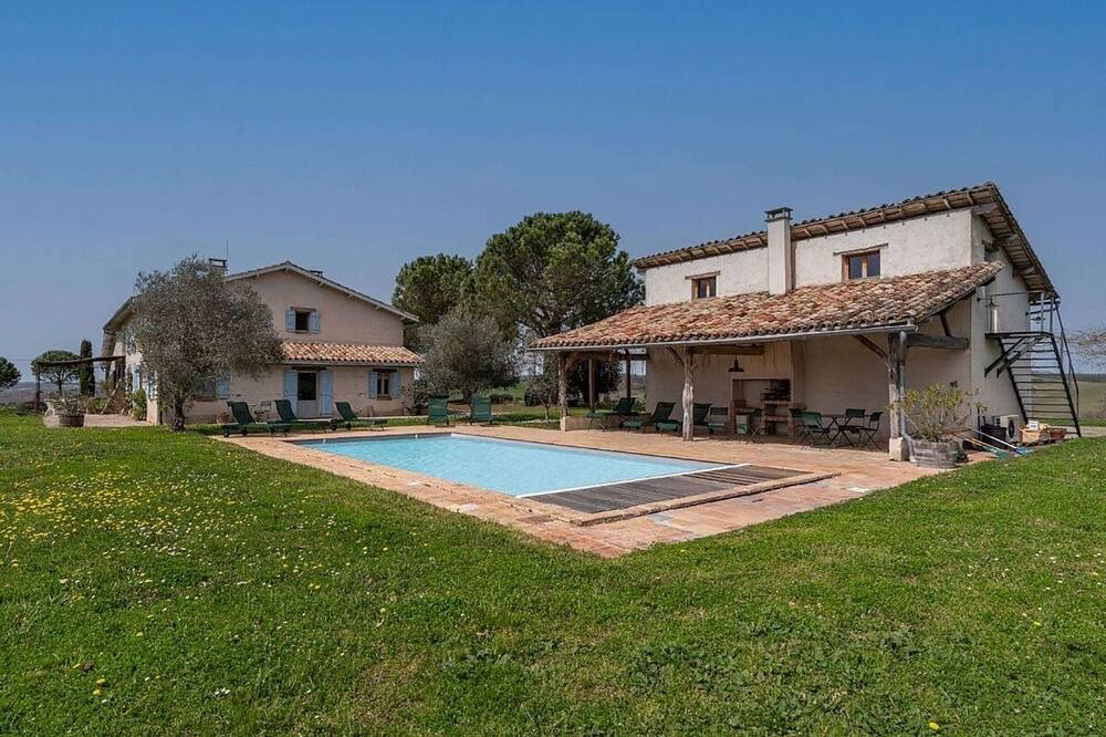 Photo of Outdoor in Montdurausse