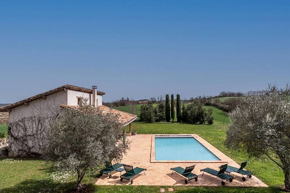 Photo of Outdoor in Montdurausse