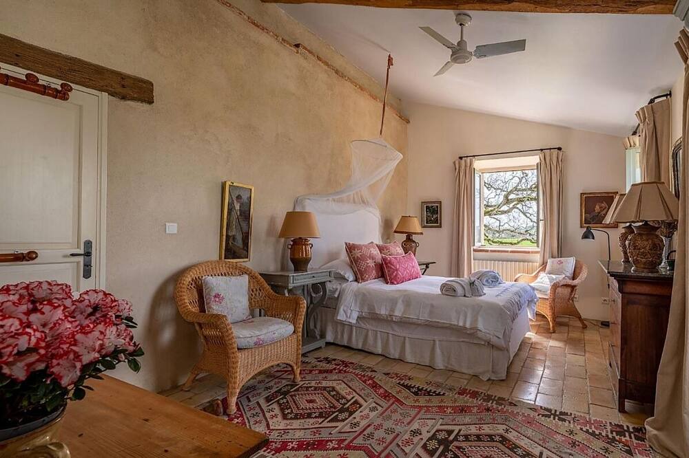 Photo of Bedroom in Montdurausse