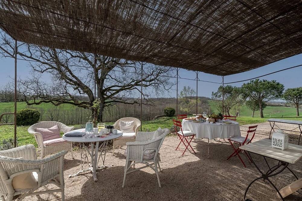 Photo of Outdoor in Montdurausse