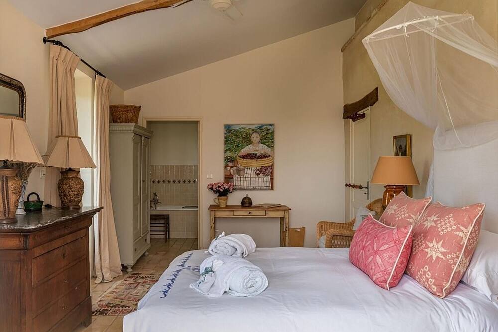 Photo of Bedroom in Montdurausse