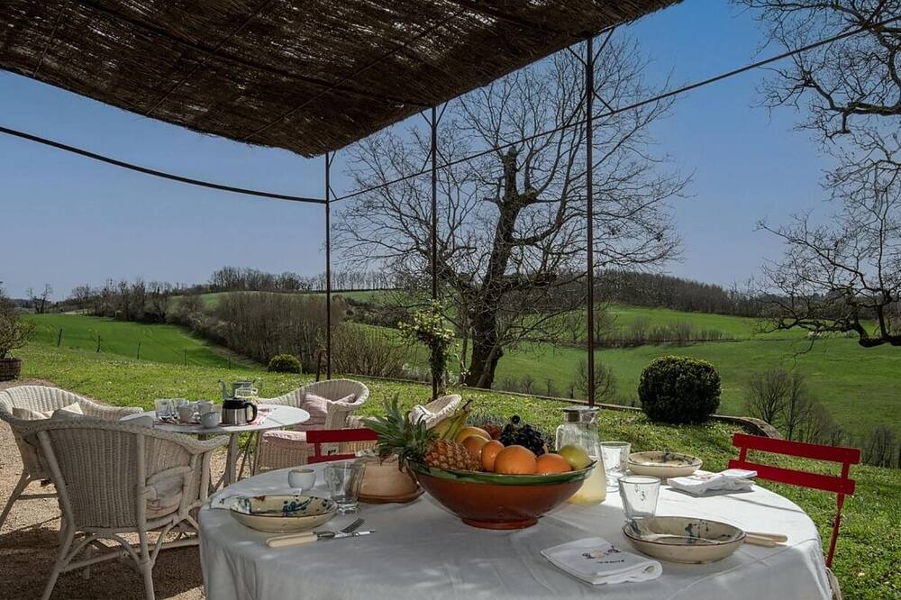 Photo of Outdoor in Montdurausse