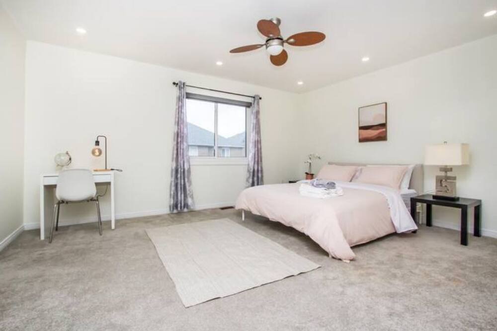 Photo of Bedroom in Newmarket