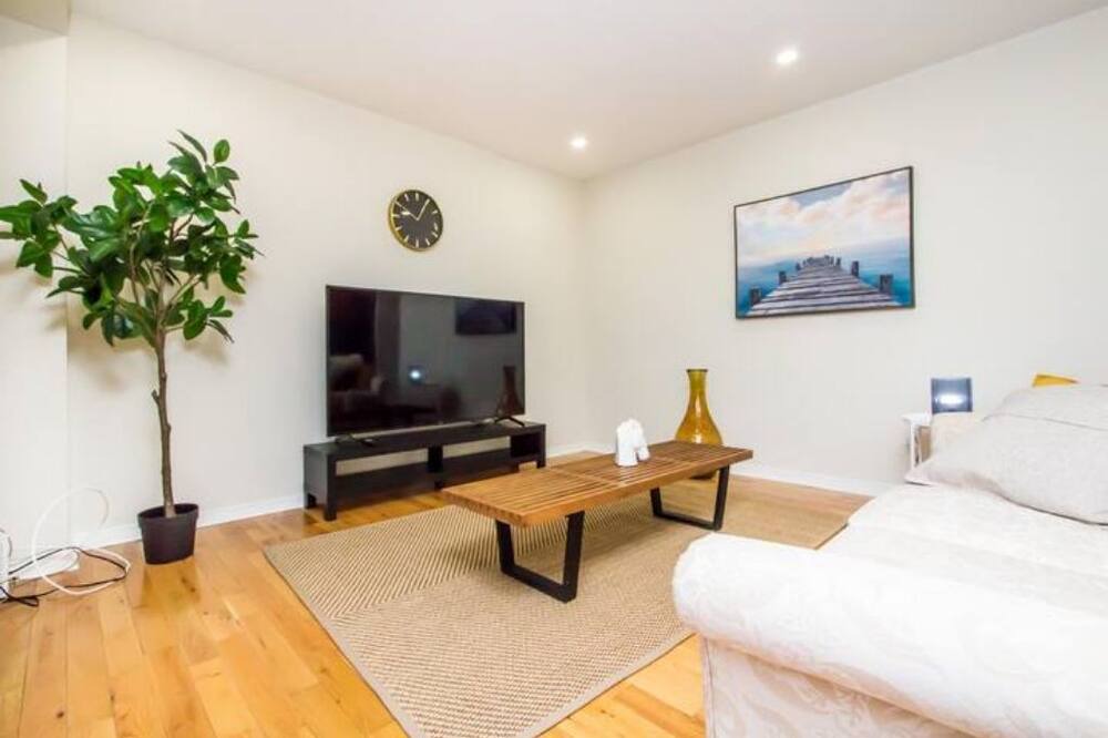 Photo of Bedroom in Newmarket