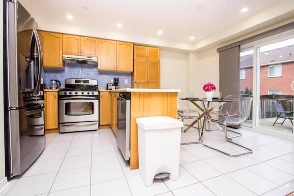 Photo of Kitchen in Newmarket