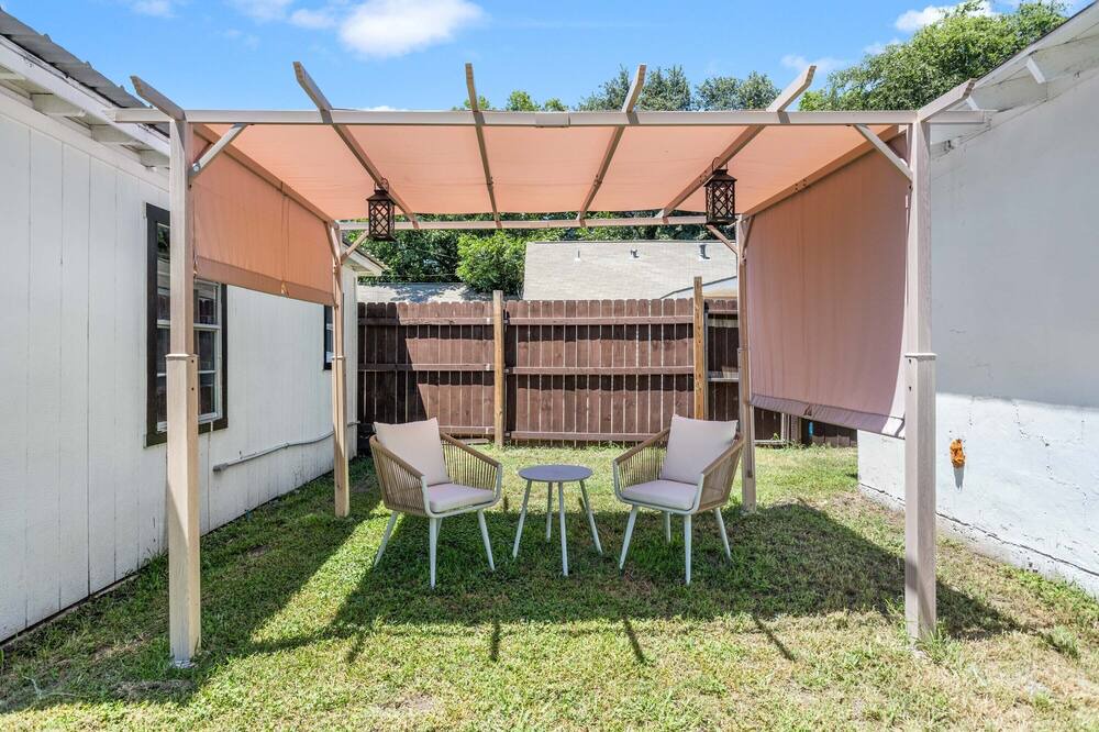 Photo of Outdoor in Lancaster