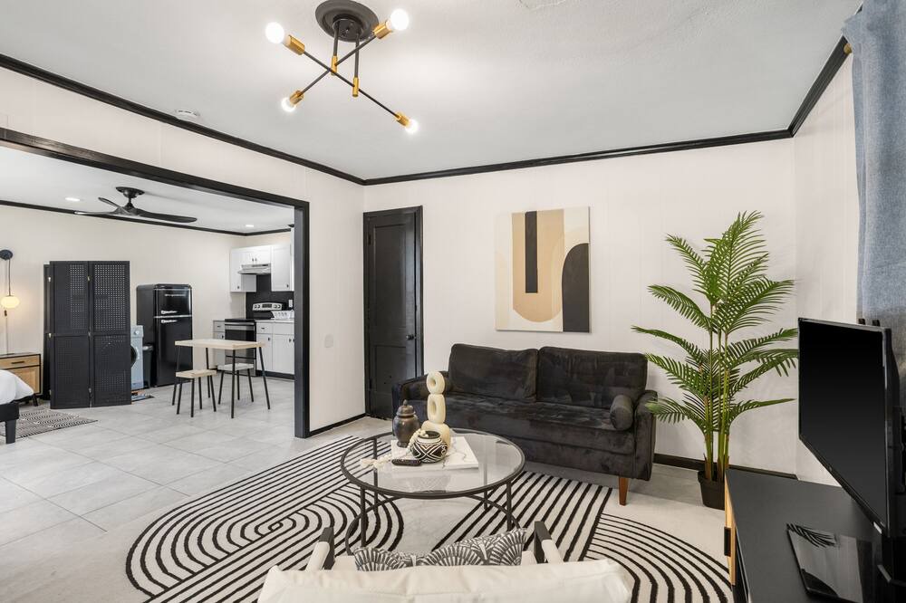 Photo of Livingroom in Lancaster