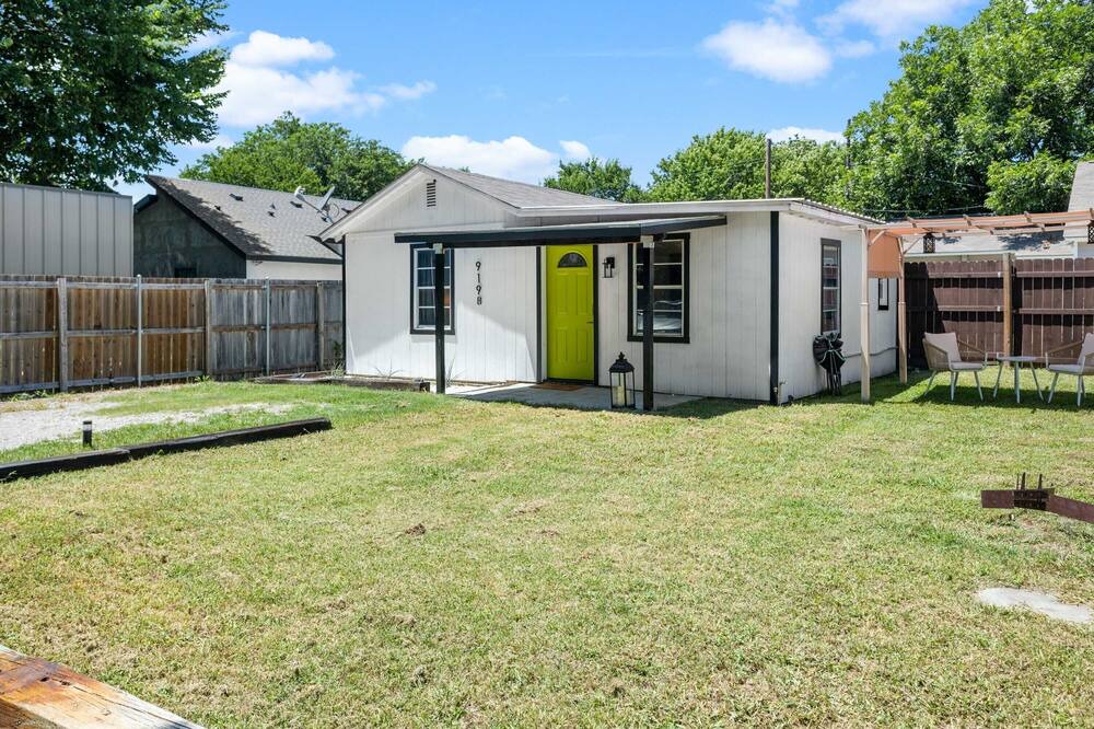 Photo of Outdoor in Lancaster