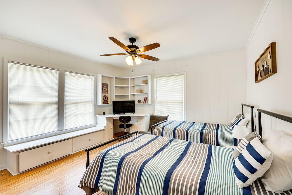 Photo of Bedroom in El Dorado