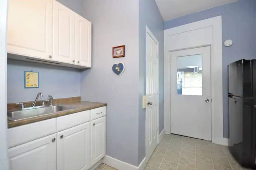 Photo of Kitchen in Winchester