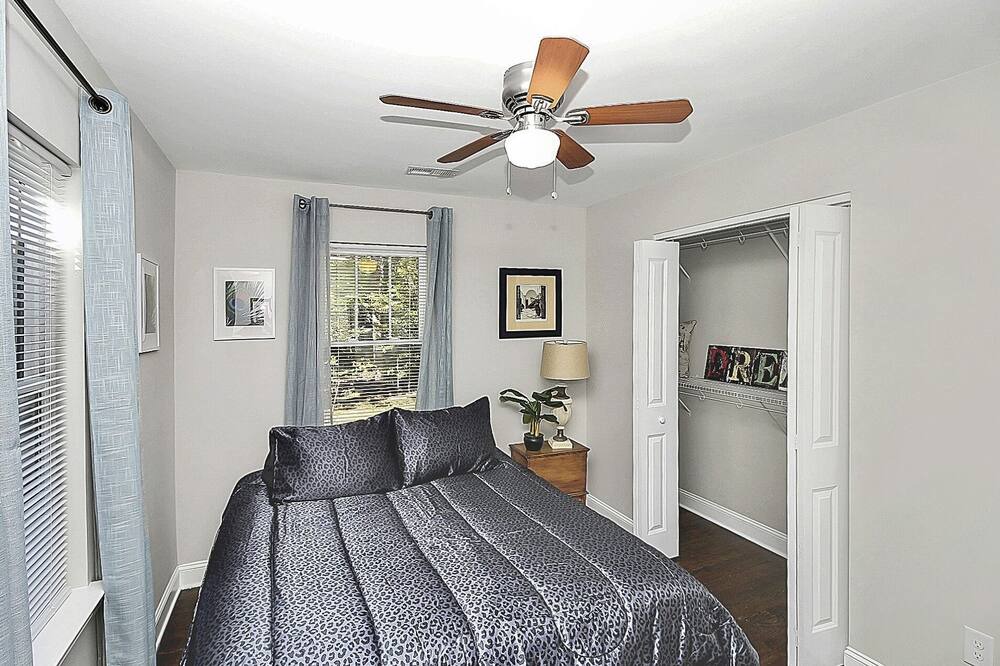 Photo of Bedroom in Mount Mourne