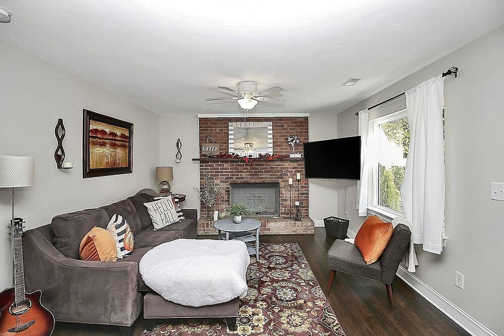 Photo of Livingroom in Mount Mourne