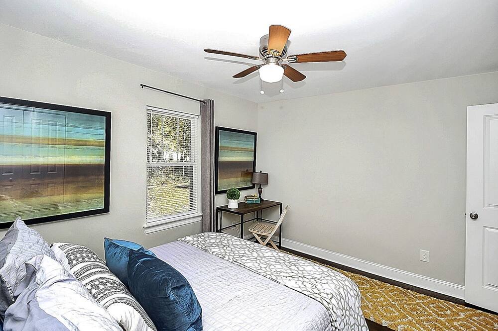 Photo of Bedroom in Mount Mourne