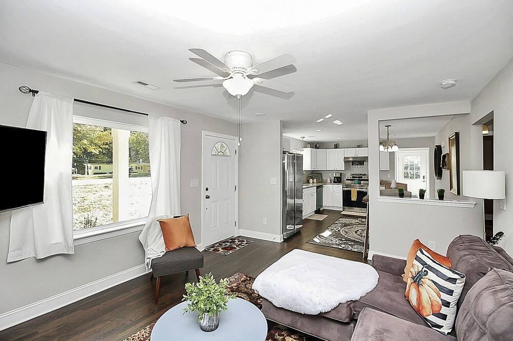 Photo of Livingroom in Mount Mourne