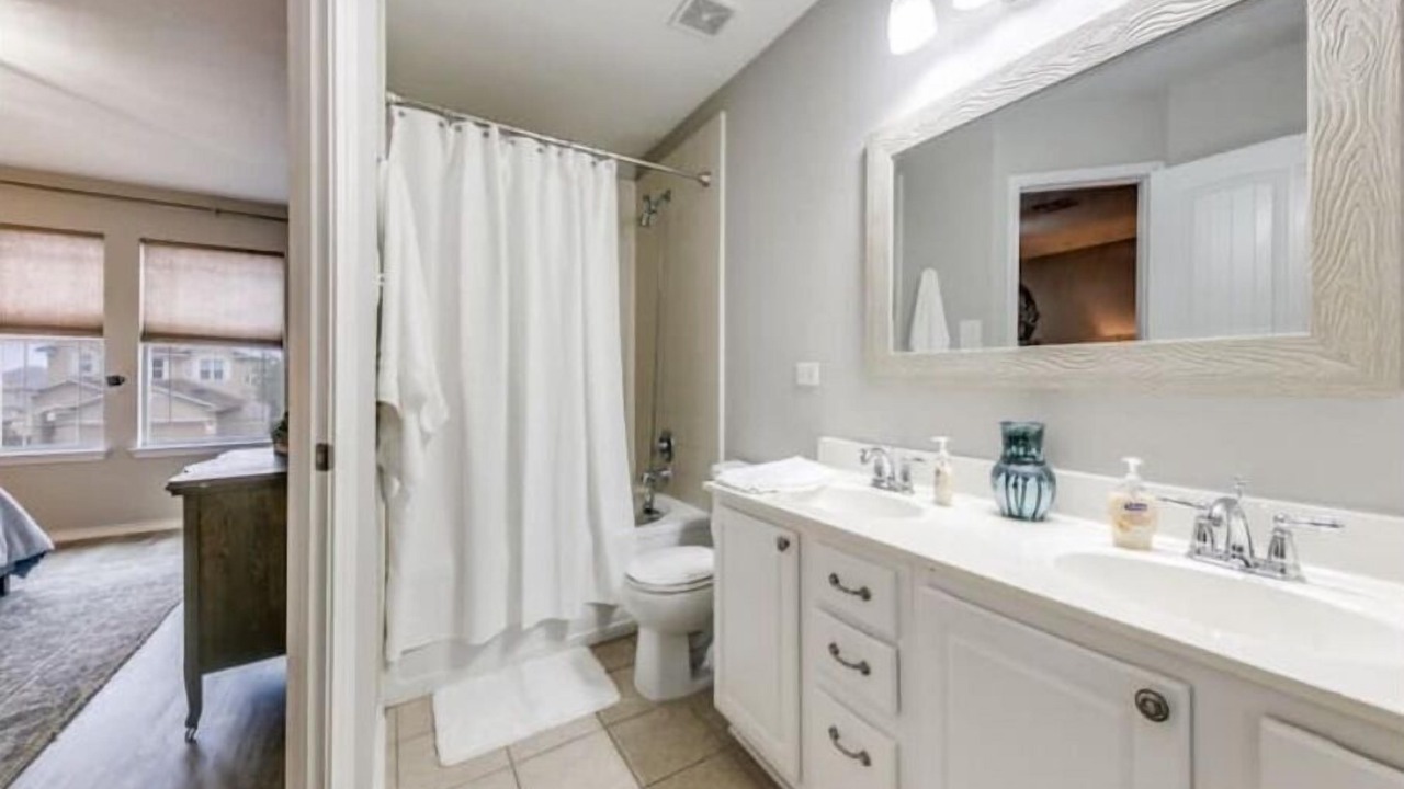 Photo of Bathroom in Cibolo