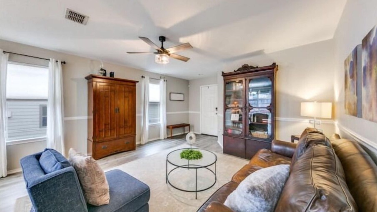 Photo of Livingroom in Cibolo