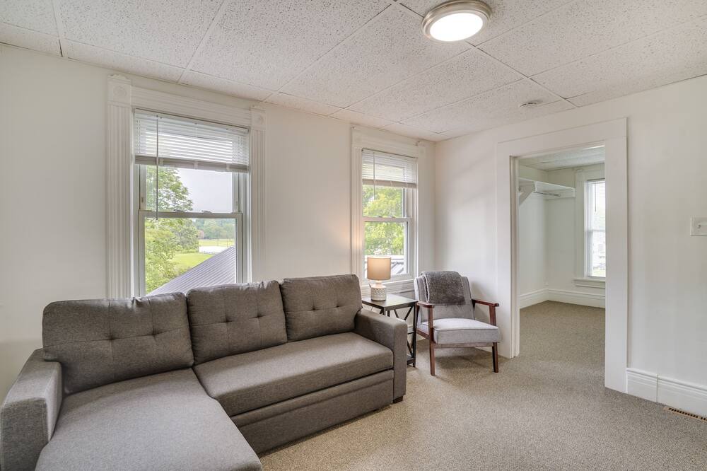 Photo of Livingroom in East Syracuse