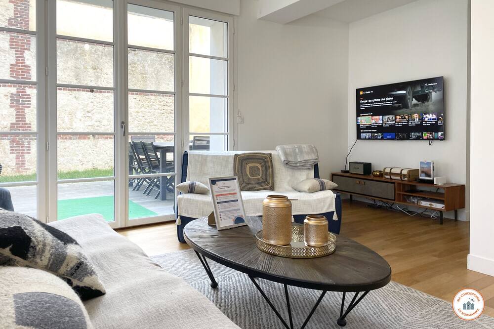 Photo of Livingroom in Deauville City Centre