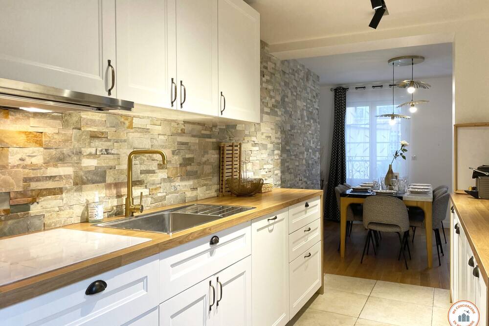 Photo of Kitchen in Deauville City Centre