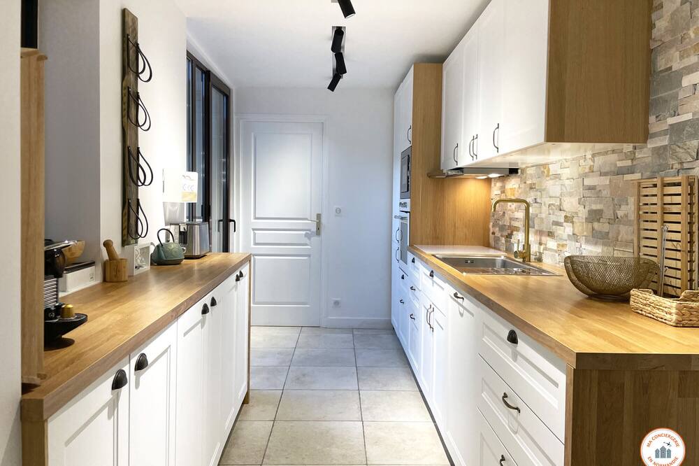 Photo of Kitchen in Deauville City Centre