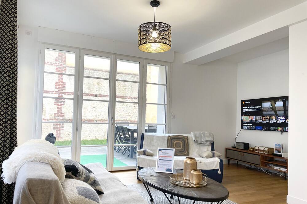 Photo of Livingroom in Deauville City Centre