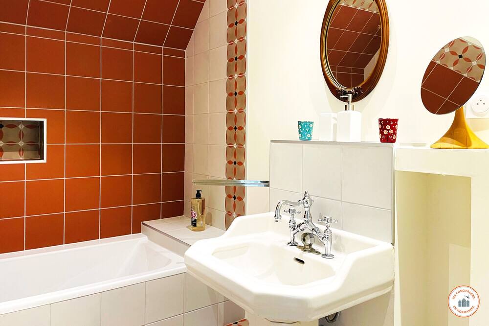 Photo of Bathroom in Pennedepie