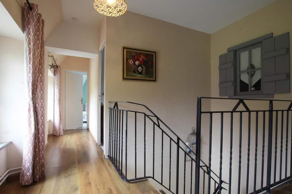 Photo of Others in Orval