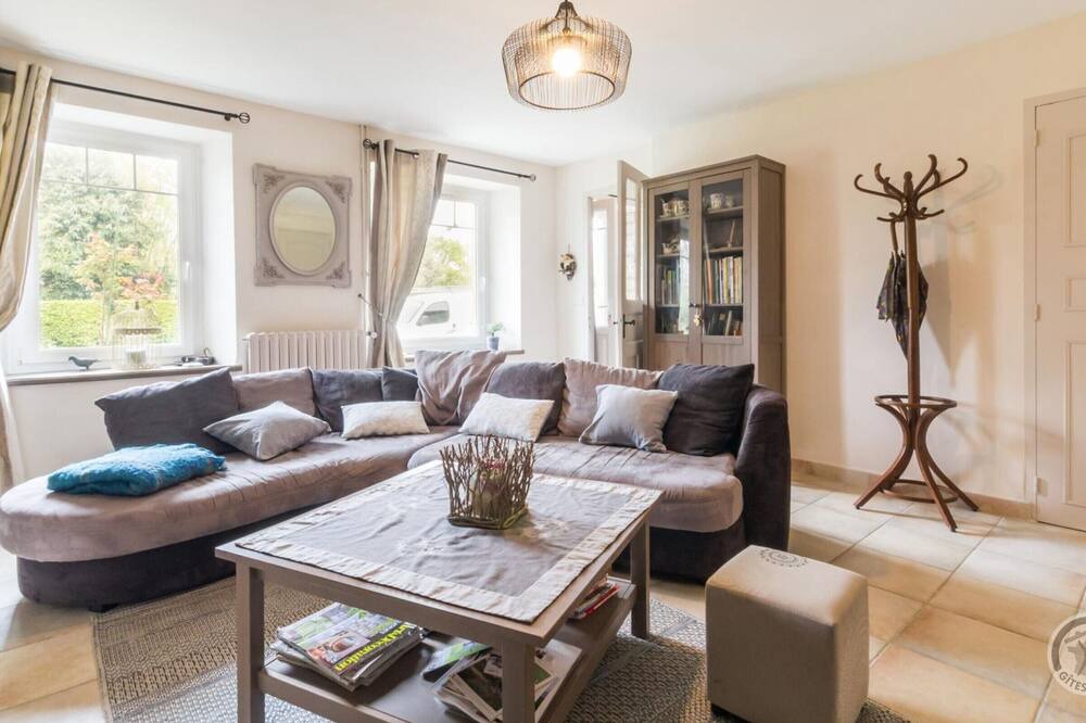 Photo of Livingroom in Orval