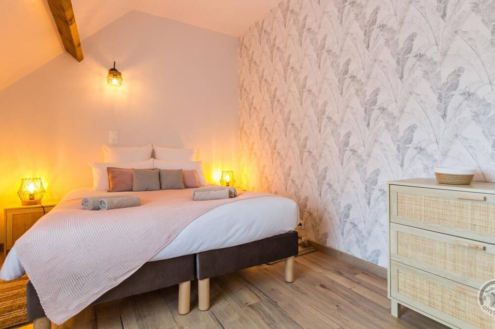 Photo of Bedroom in Sacey