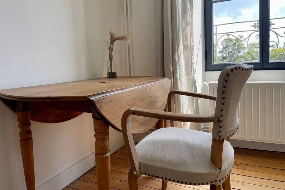 Photo of Others in Cottun