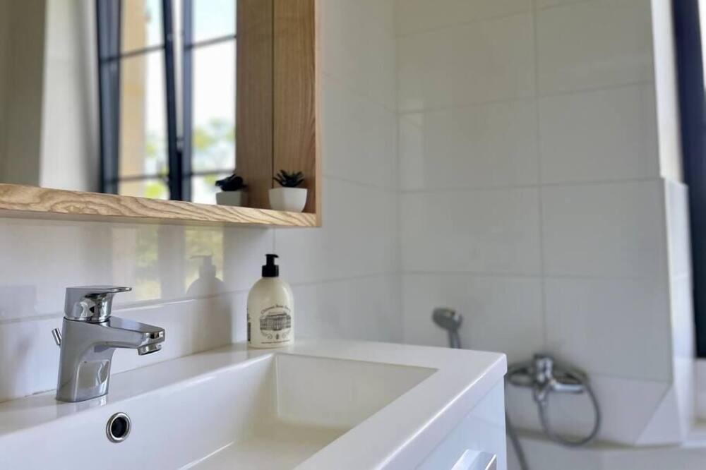 Photo of Others in Cottun