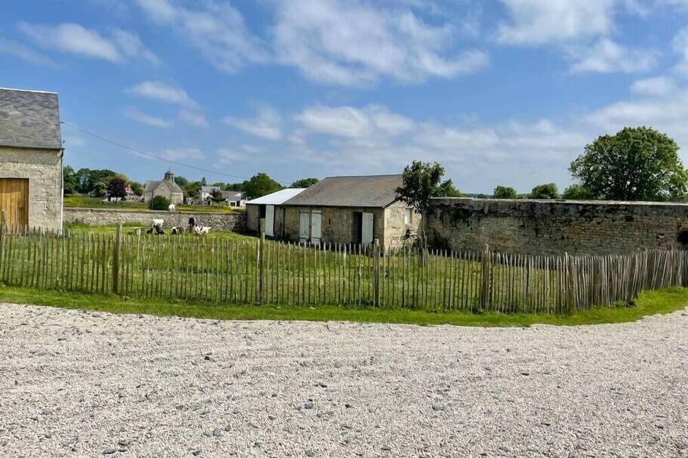 Photo of Outdoor in Cottun