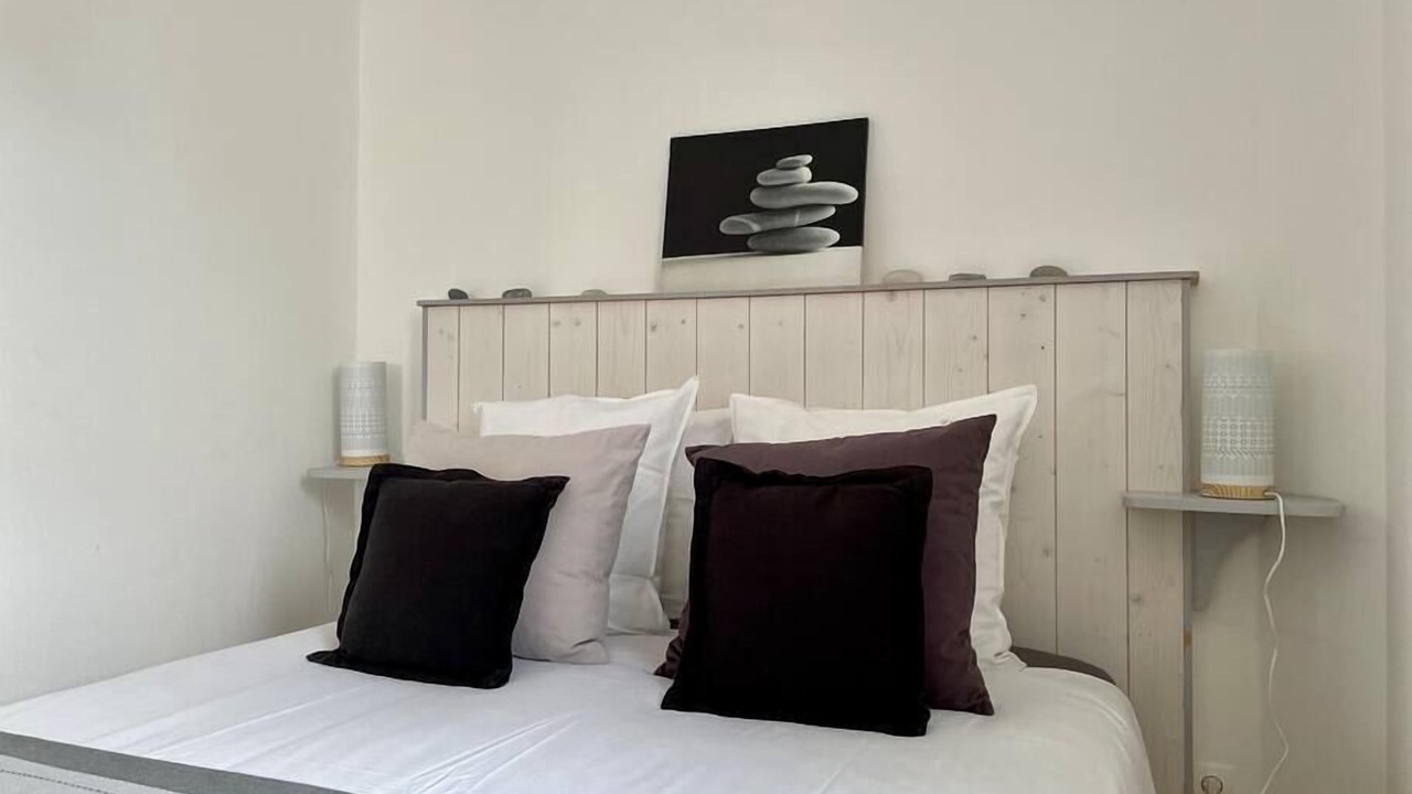 Photo of Others in Saint-Martin-des-Entrees