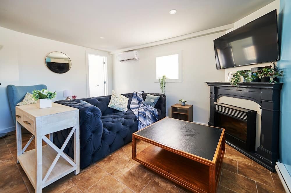 Photo of Livingroom in New Glasgow