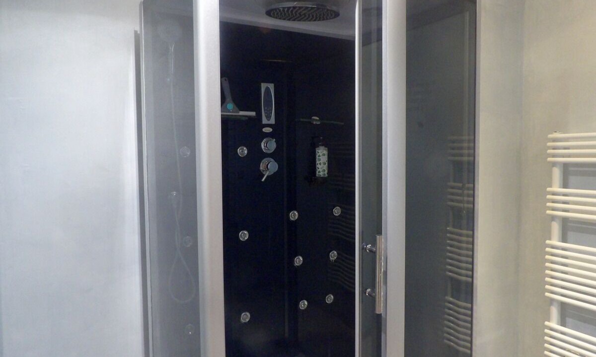 Photo of Bathroom in Menil-la-Horgne