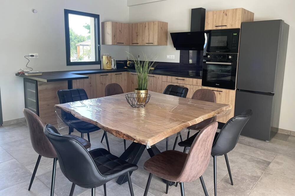 Photo of Kitchen in Labastide-de-Virac