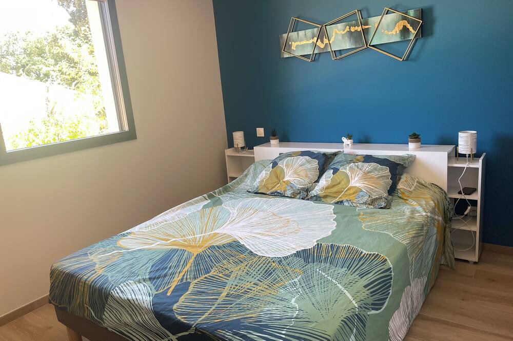 Photo of Bedroom in Labastide-de-Virac