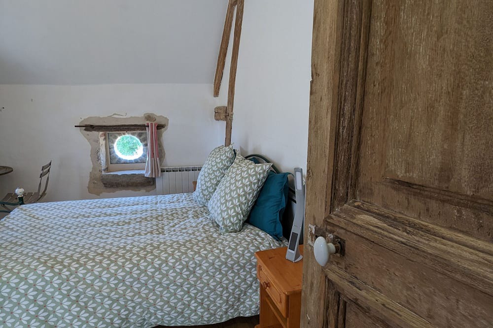 Photo of Bedroom in Courtemaux