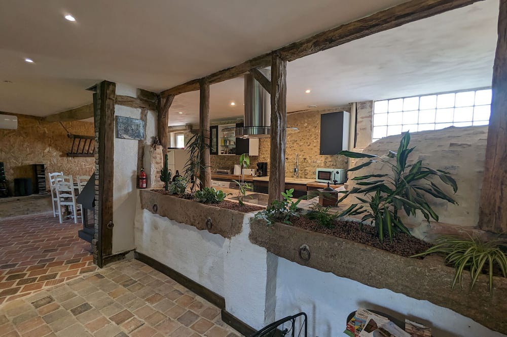 Photo of Others in Courtemaux