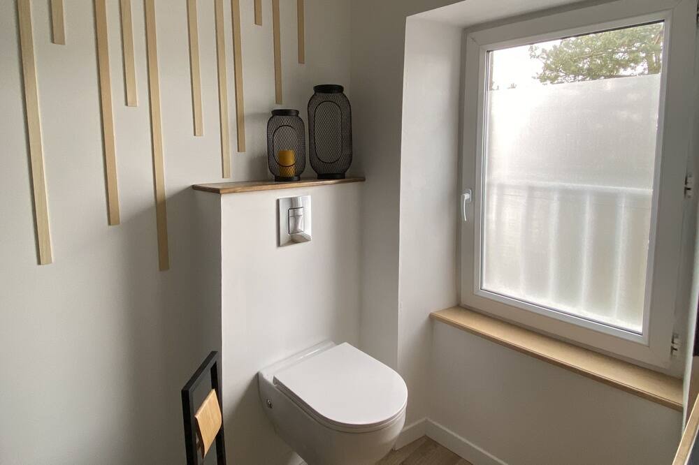 Photo of Bathroom in Neussargues-Moissac