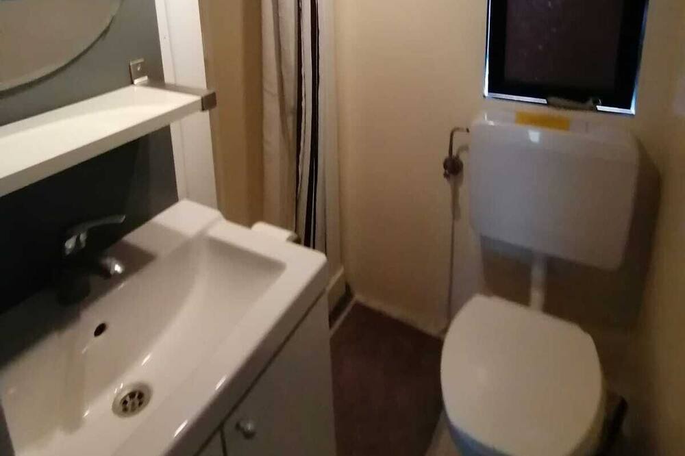 Photo of Bathroom in Sauteyrargues