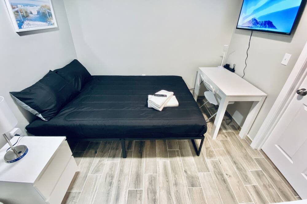 Photo of Bedroom in Haledon