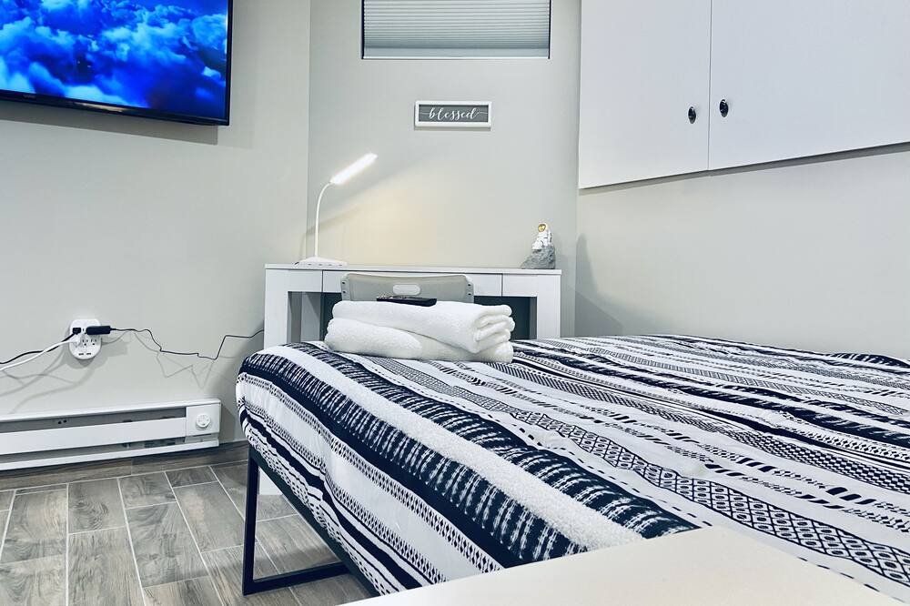 Photo of Bedroom in Haledon