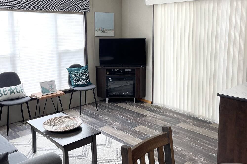 Photo of Livingroom in Sherkston