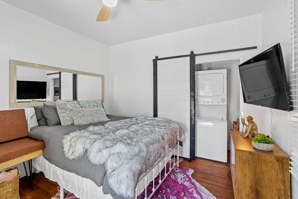 Photo of Bedroom in Calistoga