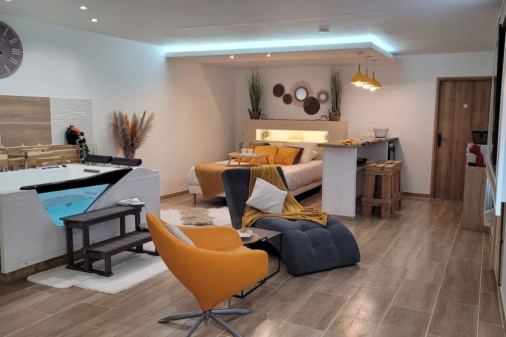 Photo of Others in La Bassee