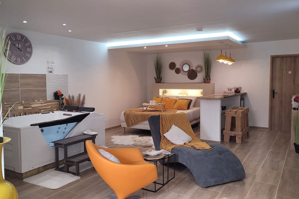 Photo of Others in La Bassee