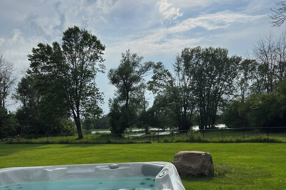 Photo of Outdoor in Cannifton