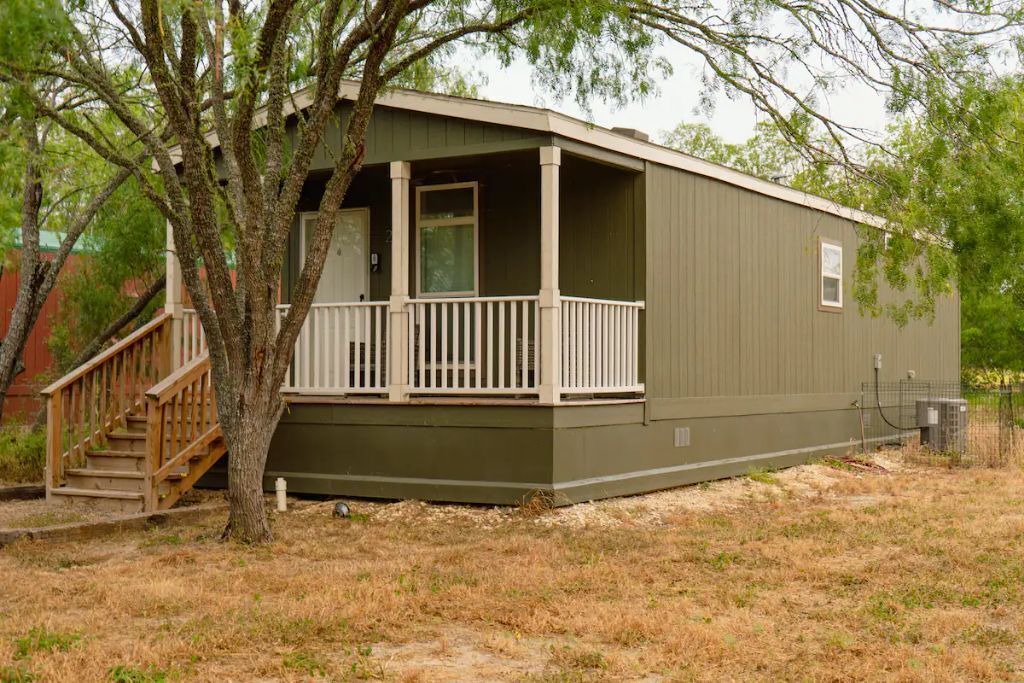Photo of Outdoor in Elmendorf